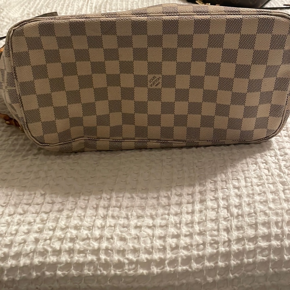 Louis Vuitton never full Azur
